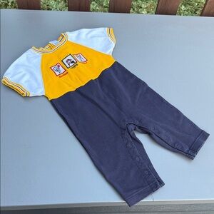 🍄 6/12m vintage 90s jumper one piece sports outfit oversized
